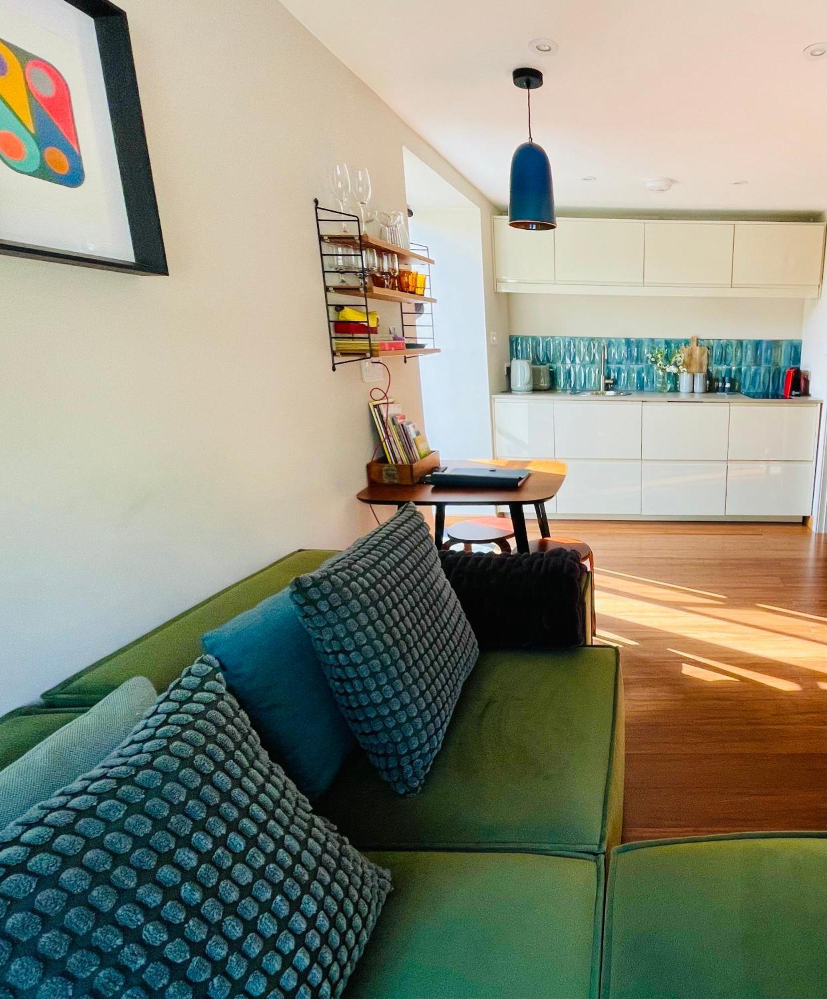 The Hideaway Apartment, باث المظهر الخارجي الصورة